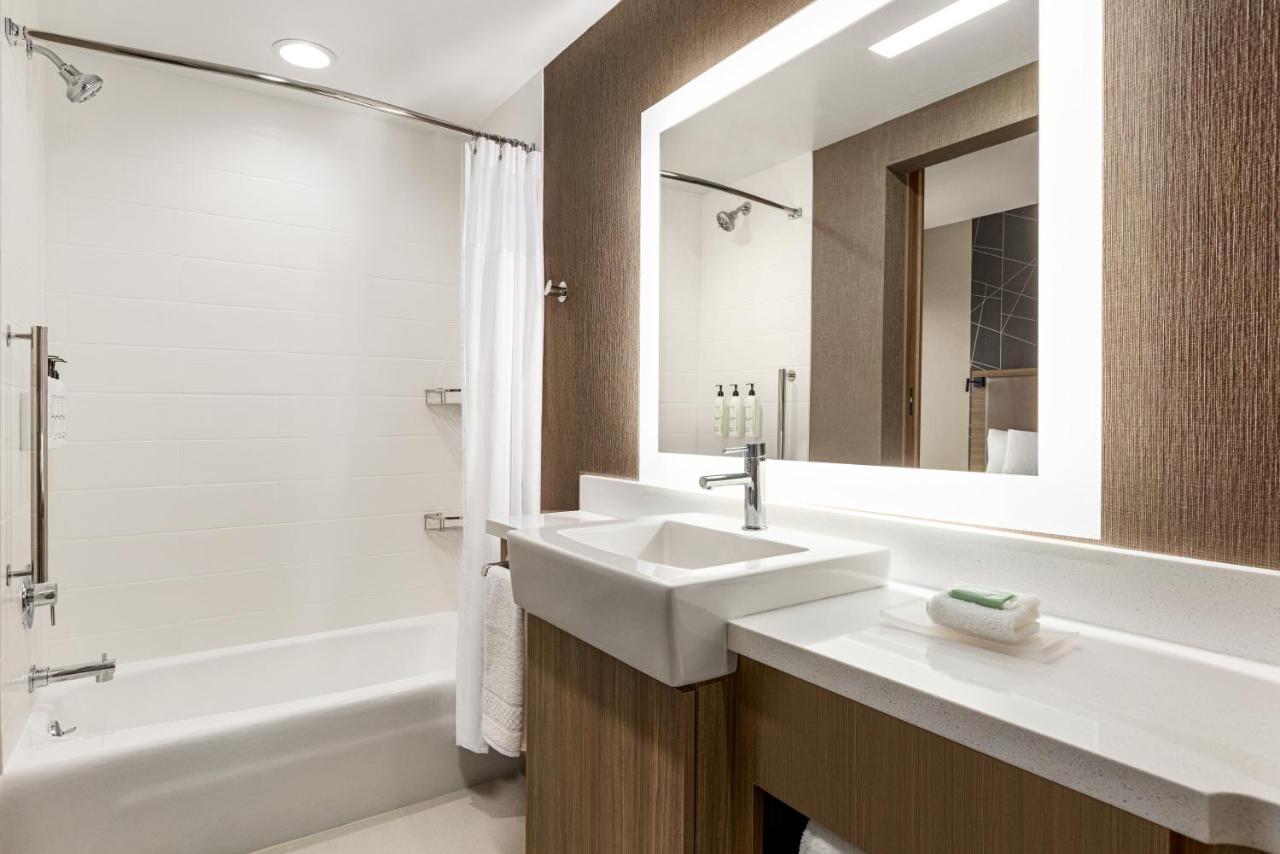 Springhill Suites By Marriott Camp Hill 외부 사진