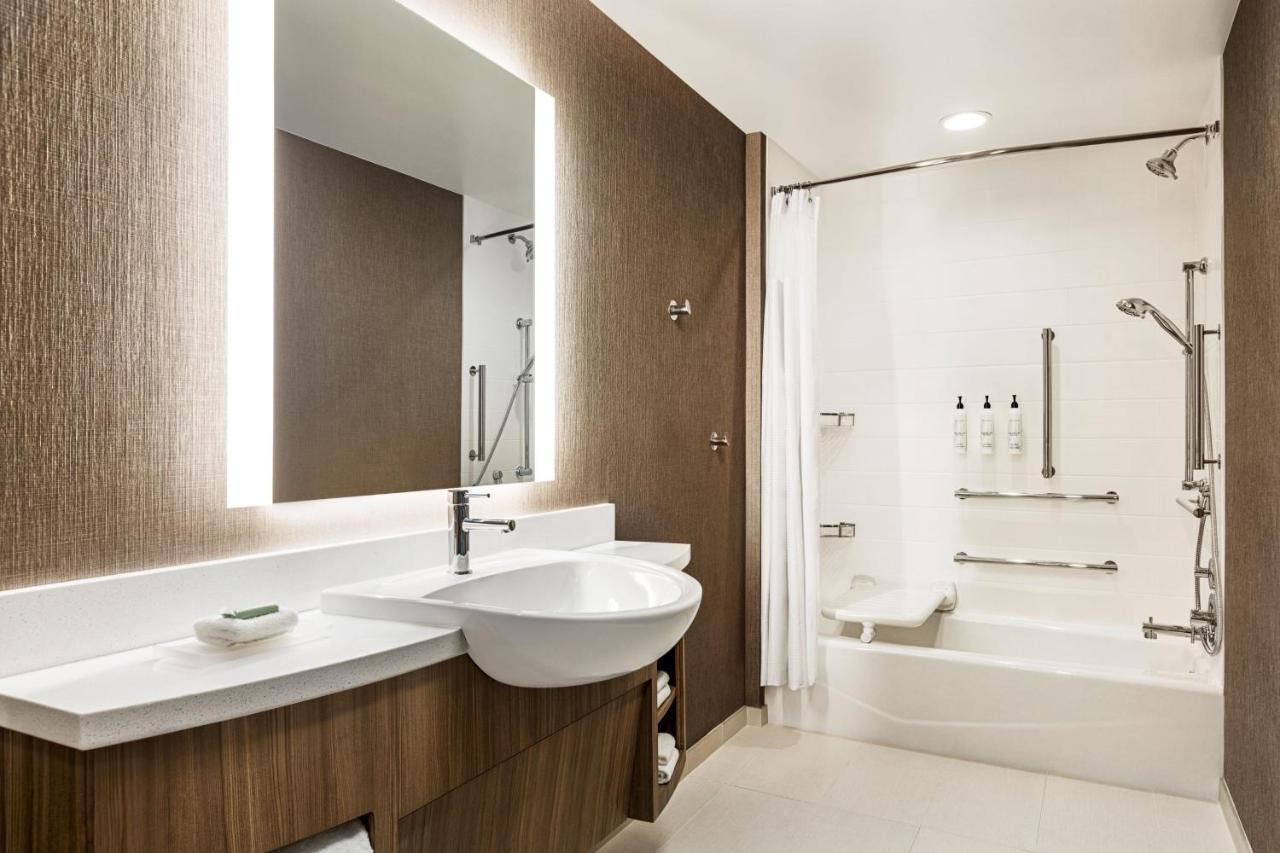 Springhill Suites By Marriott Camp Hill 외부 사진